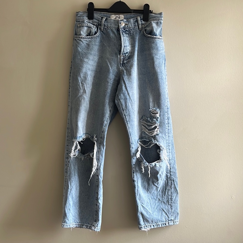 We the Free Distressed Boyfriend Jeans